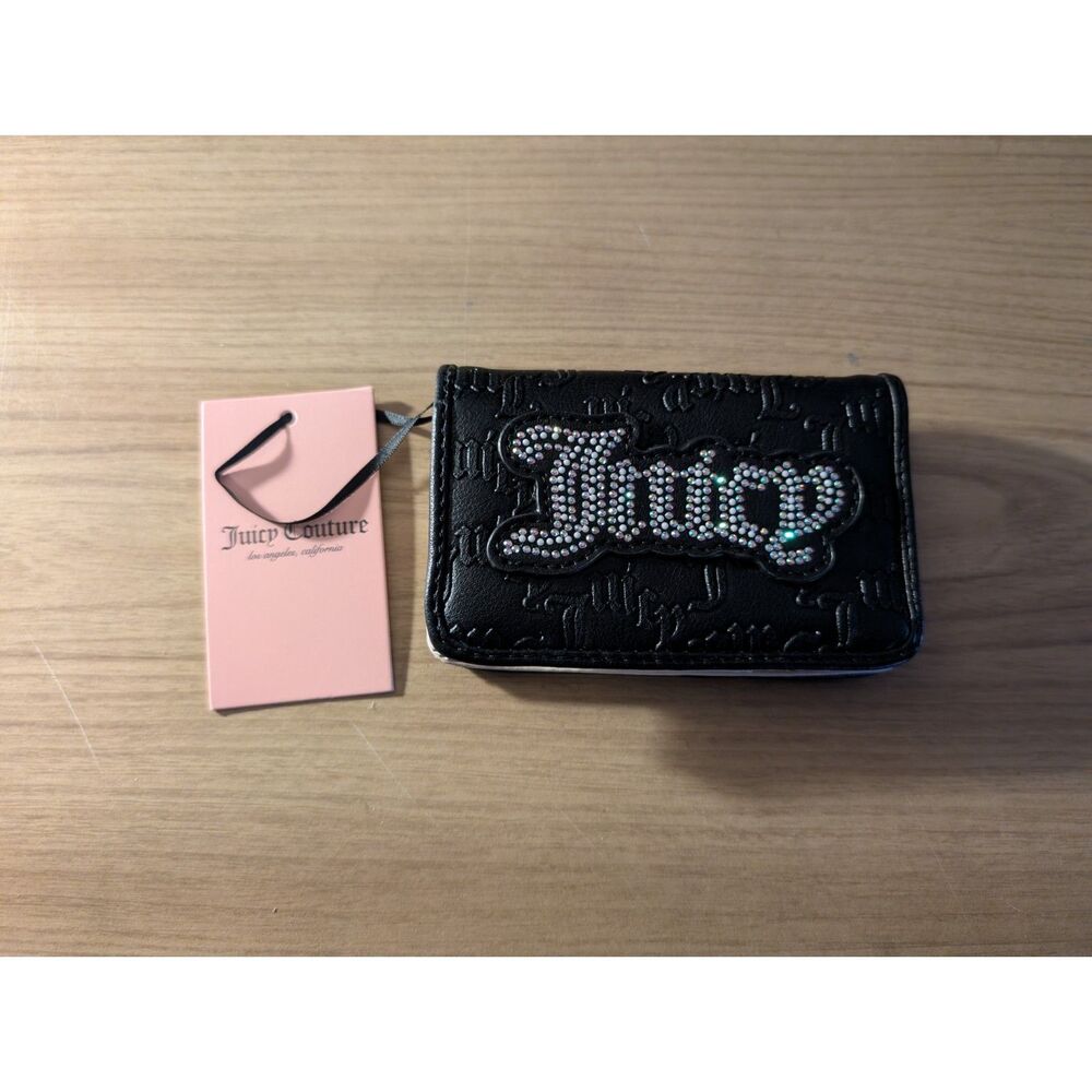 JUICY COUTURE STRING OF PEARLS BLACK BI-FOLD WALLET
